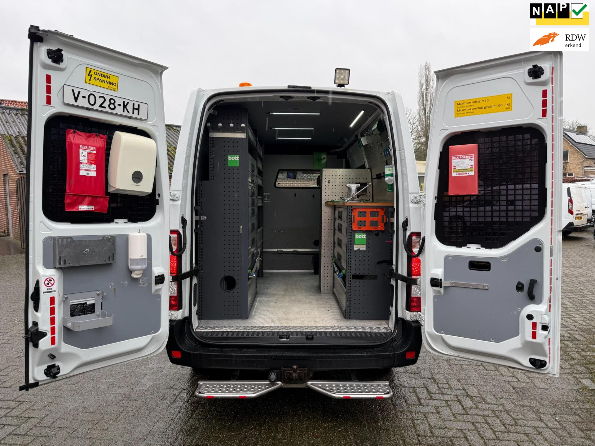 39916135-27.jpg