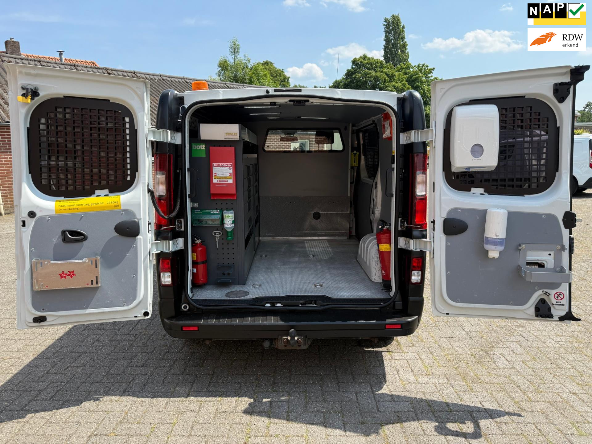 46930022-7.jpg