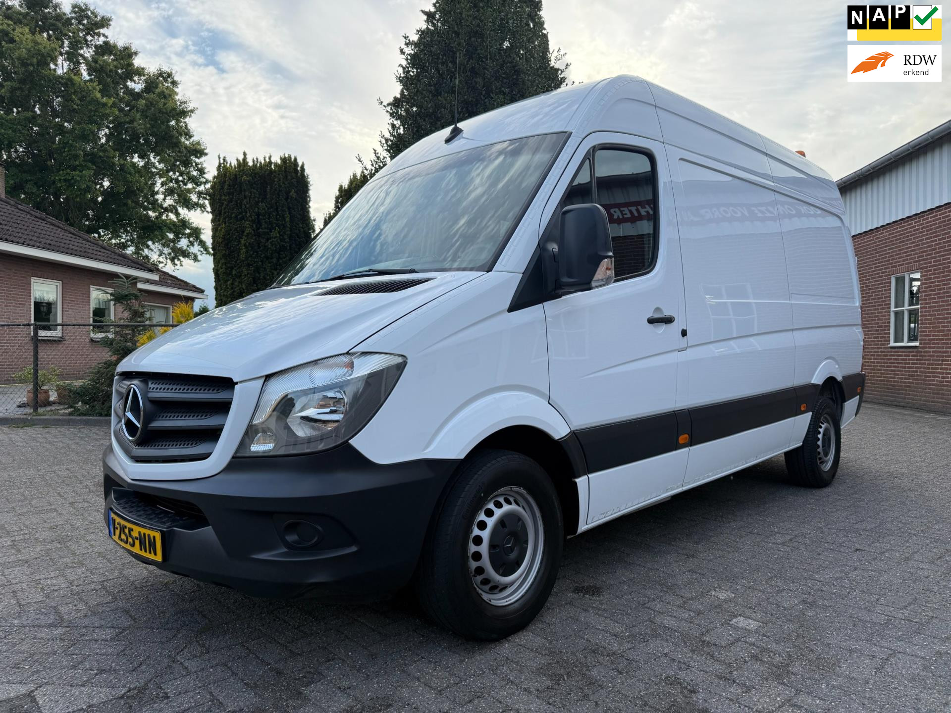 46930000-22.jpg