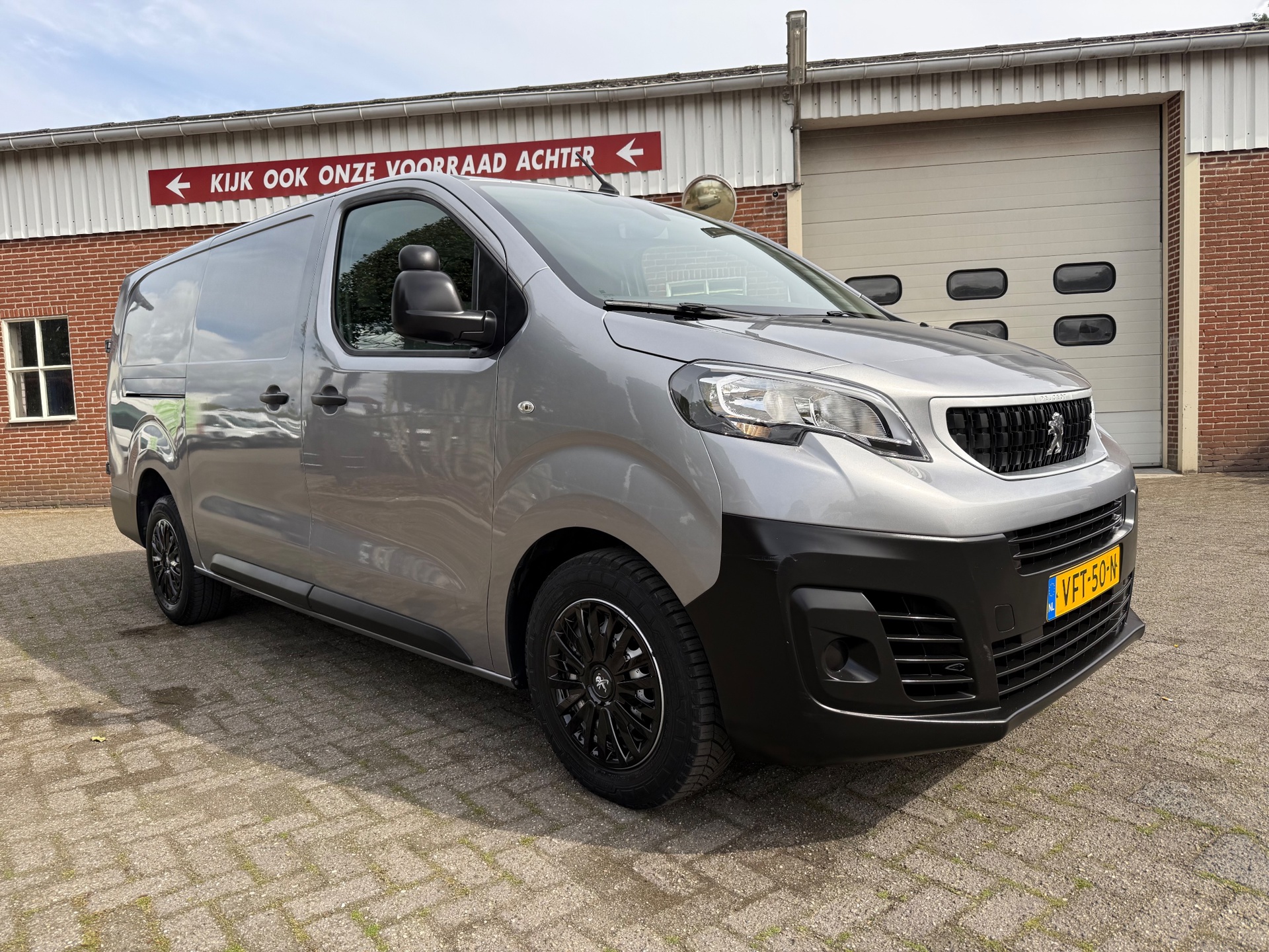 54213043